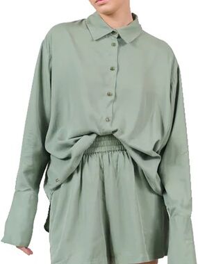 Lune Oversized Chloe Blouse in Sage Green